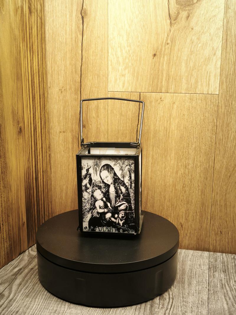 Latarnia "Portrety w Świetle"